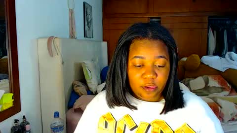 Cami   Back in 2 hours online show from 09/17/25, 04:25