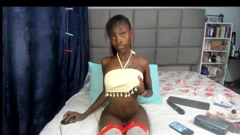 suhaila_suu online show from 01/01/25, 11:18