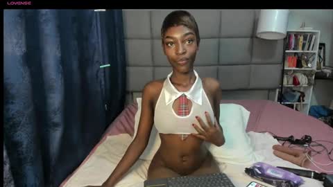 suhaila_suu online show from 02/28/25, 10:17
