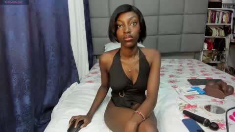 suhaila_suu online show from 11/02/25, 12:35