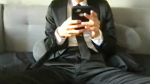 Snapshot of suitfetishez chatting on 06/23/26, 06:50 suitfetishez online show from 06/23/26, 06:50