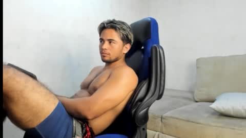 sukuna_hara online show from 10/22/25, 02:12