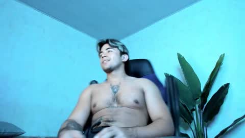 sukuna_hara online show from 12/16/25, 02:11