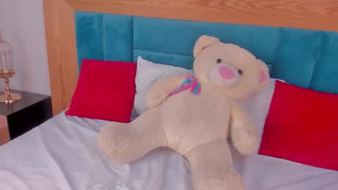 SULAY STAR  online show from 04/18/26, 07:58