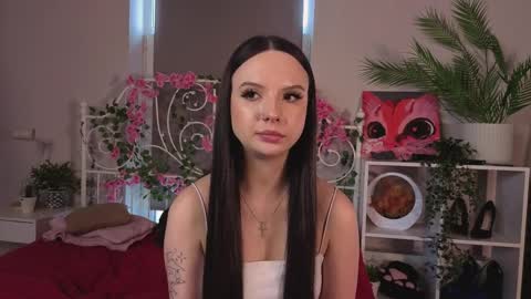 Lina 3 online show from 04/04/26, 10:35