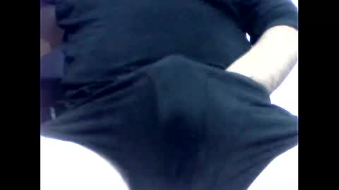 Snapshot of suleyman38 chatting on 11/03/25, 11:59 suleyman38 online show from 11/03/25, 11:59