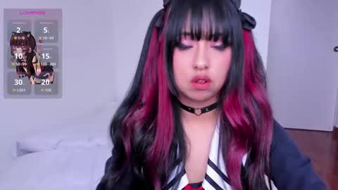 Snapshot of sumeragi_cat chatting on 01/16/26, 04:33 Nicolle online show from 01/16/26, 04:33