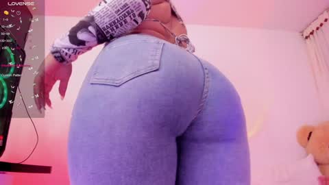 Snapshot of sumersunsett chatting on 01/12/25, 03:07 sumersunsett online show from 01/12/25, 03:07