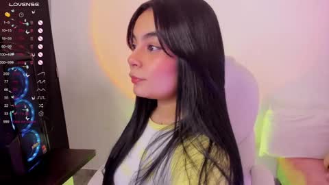 Snapshot of sumersunsett chatting on 03/10/25, 12:51 sumersunsett online show from 03/10/25, 12:51