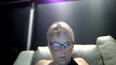 Wink If You Dare online show from 05/03/26, 04:51