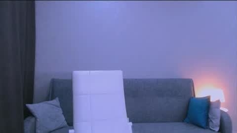 Christina online show from 11/11/25, 02:39