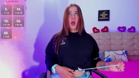 summer_girls01 online show from 01/10/26, 04:14