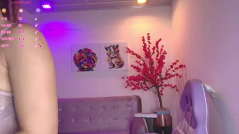 summer_miller online show from 04/21/26, 11:16