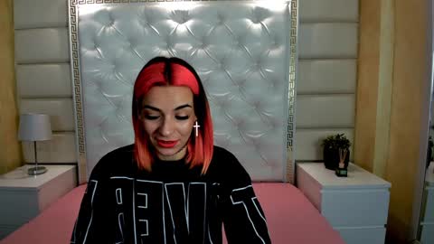 Snapshot of summer_quinn_ chatting on 12/04/24, 05:49 Deea online show from 12/04/24, 05:49