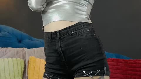 Snapshot of summer_quinn_ chatting on 01/14/25, 08:31 Deea online show from 01/14/25, 08:31