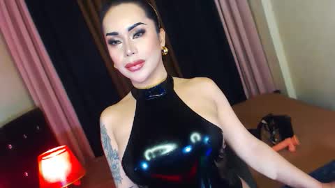 Summer online show from 02/07/26, 08:34