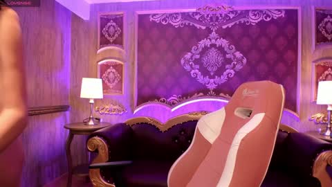       -  - online show from 01/03/25, 02:54