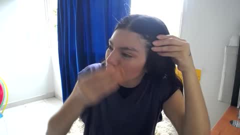 moon1 online show from 02/25/26, 02:48