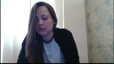 Snapshot of sun__shadow chatting on 09/18/25, 02:19 sun__shadow online show from 09/18/25, 02:19