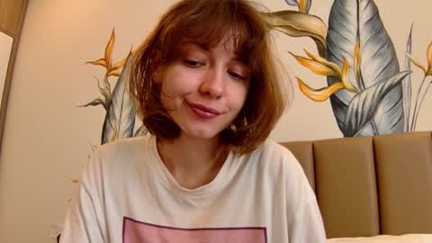 luna online show from 01/28/25, 08:57