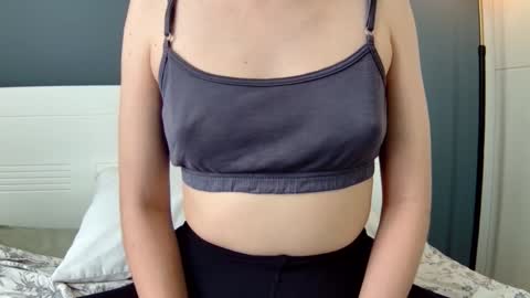 luna online show from 02/08/25, 07:04