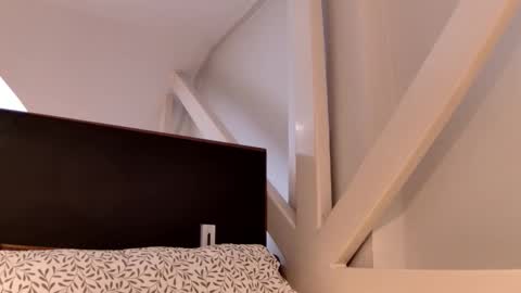 luna online show from 12/17/25, 04:51