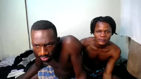 Snapshot of sunboyz20 chatting on 12/22/24, 04:28 Danie Pius online show from 12/22/24, 04:28