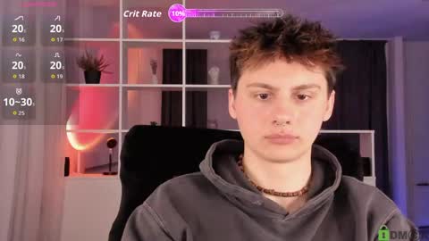 Snapshot of sunburn_boy chatting on 04/30/26, 06:47 Emilio online show from 04/30/26, 06:47