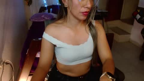 sun crystal online show from 03/12/26, 11:00