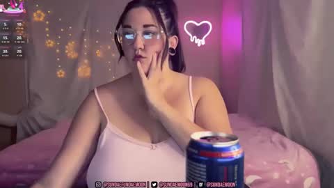 sundaemoon online show from 09/23/25, 02:36