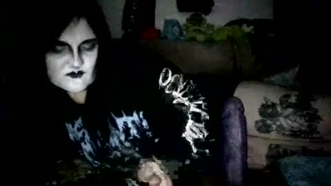 sundaygoth online show from 06/19/26, 08:12