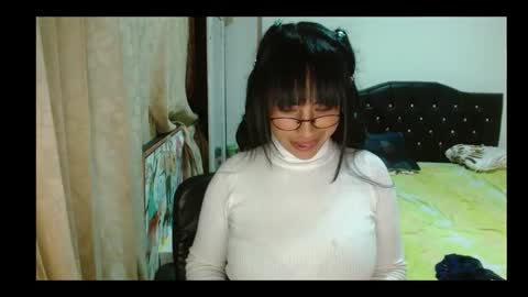 Emma online show from 01/12/25, 03:28