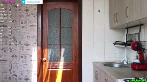 Tina. Im topless model  online show from 02/12/25, 08:59