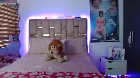 Jeraldine online show from 11/25/25, 05:24