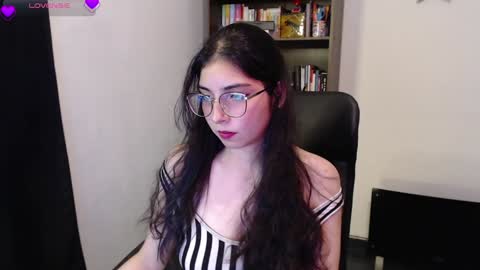  violetta  online show from 02/09/25, 12:49