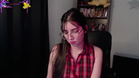  violetta  online show from 11/15/25, 03:19