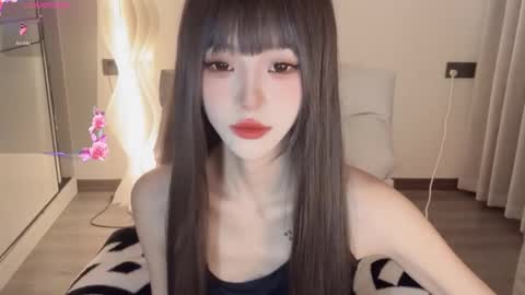 Snapshot of sunflowerbbb chatting on 01/19/25, 03:10  coco online show from 01/19/25, 03:10