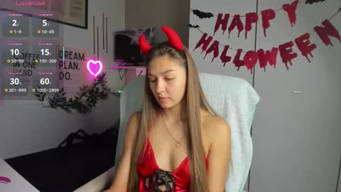 Snapshot of sunlightsofia chatting on 11/03/25, 07:53 Sofia online show from 11/03/25, 07:53