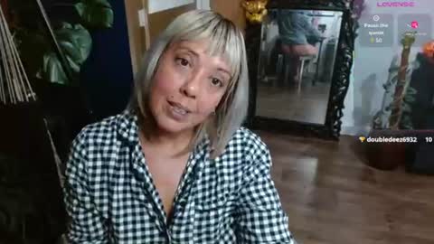 Snapshot of sunni_hottie chatting on 07/14/26, 02:38 Sunni Knight online show from 07/14/26, 02:38