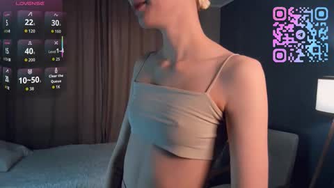 Kiki online show from 03/30/26, 01:17