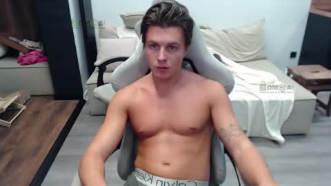 Snapshot of sunny1girl chatting on 10/12/25, 07:24 Alice and Sergey online show from 10/12/25, 07:24