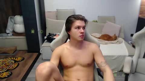 Alice and Sergey online show from 01/06/26, 07:45