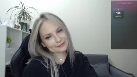 Naomi online show from 01/22/25, 10:15