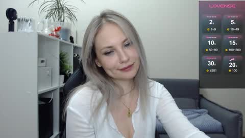 Naomi online show from 02/28/25, 05:48