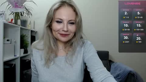 Naomi online show from 03/08/25, 10:56