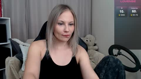 Naomi online show from 01/13/26, 01:16