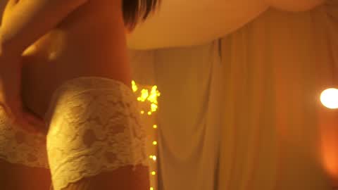 Snapshot of sunny_maria chatting on 12/24/24, 01:59 Maria online show from 12/24/24, 01:59