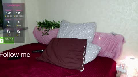 sunny mood online show from 11/23/25, 07:57