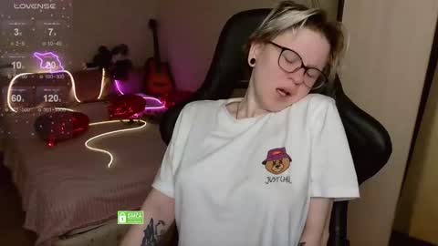 sunny mood online show from 03/28/26, 05:51