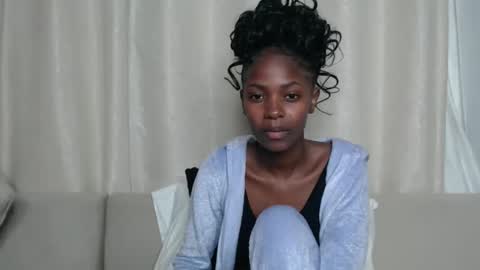 sunny online show from 04/18/26, 01:04